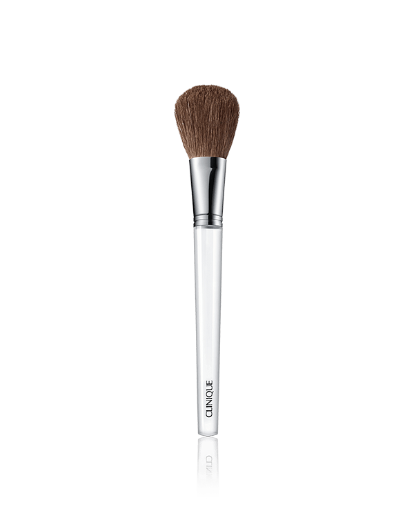 Blush Brush, Perfectly sized and softly tapered for use with powder blush. Antibakteriell teknologi.